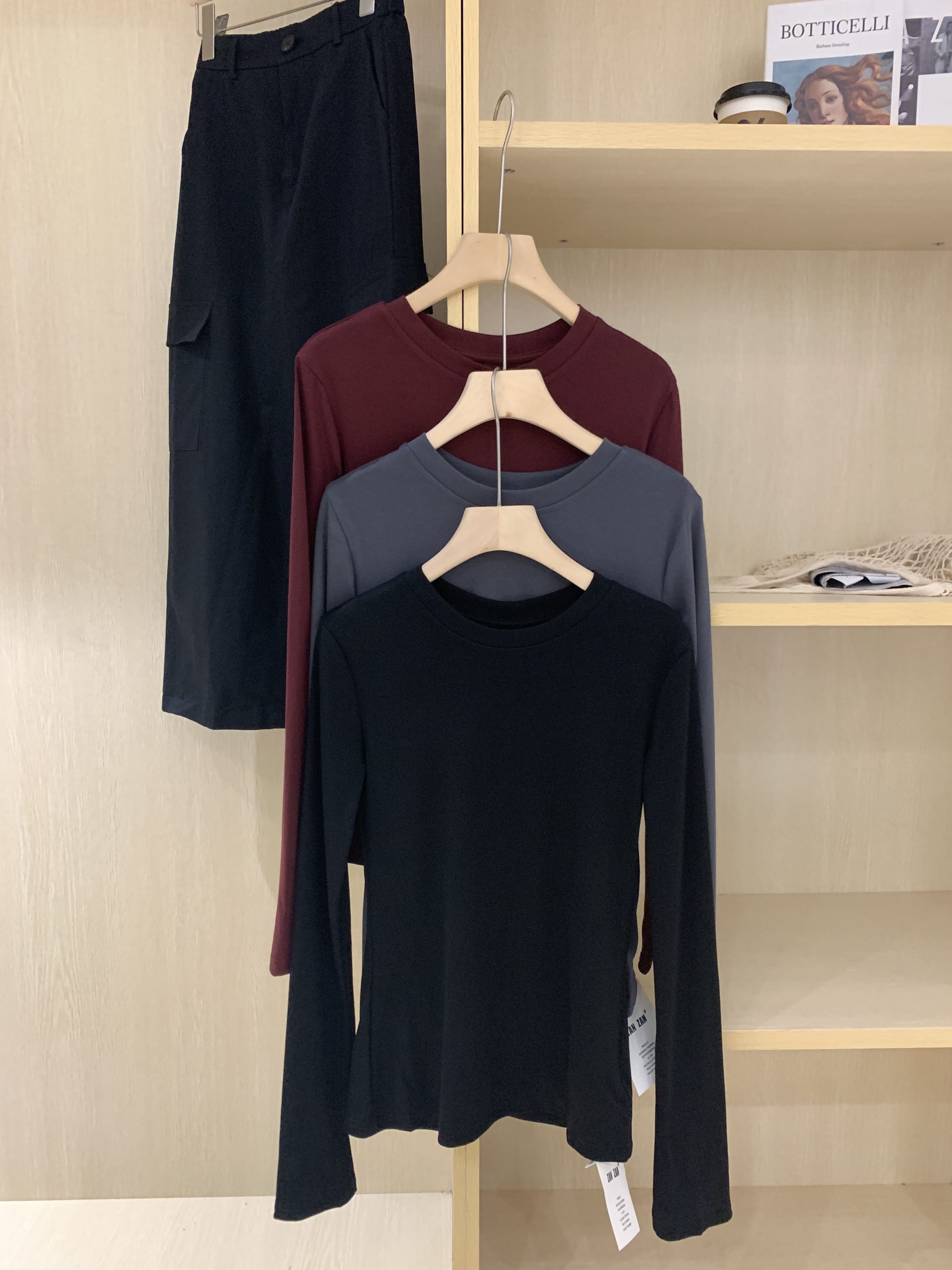 Early Autumn Casual Base Top and Skirt Set - Image 4