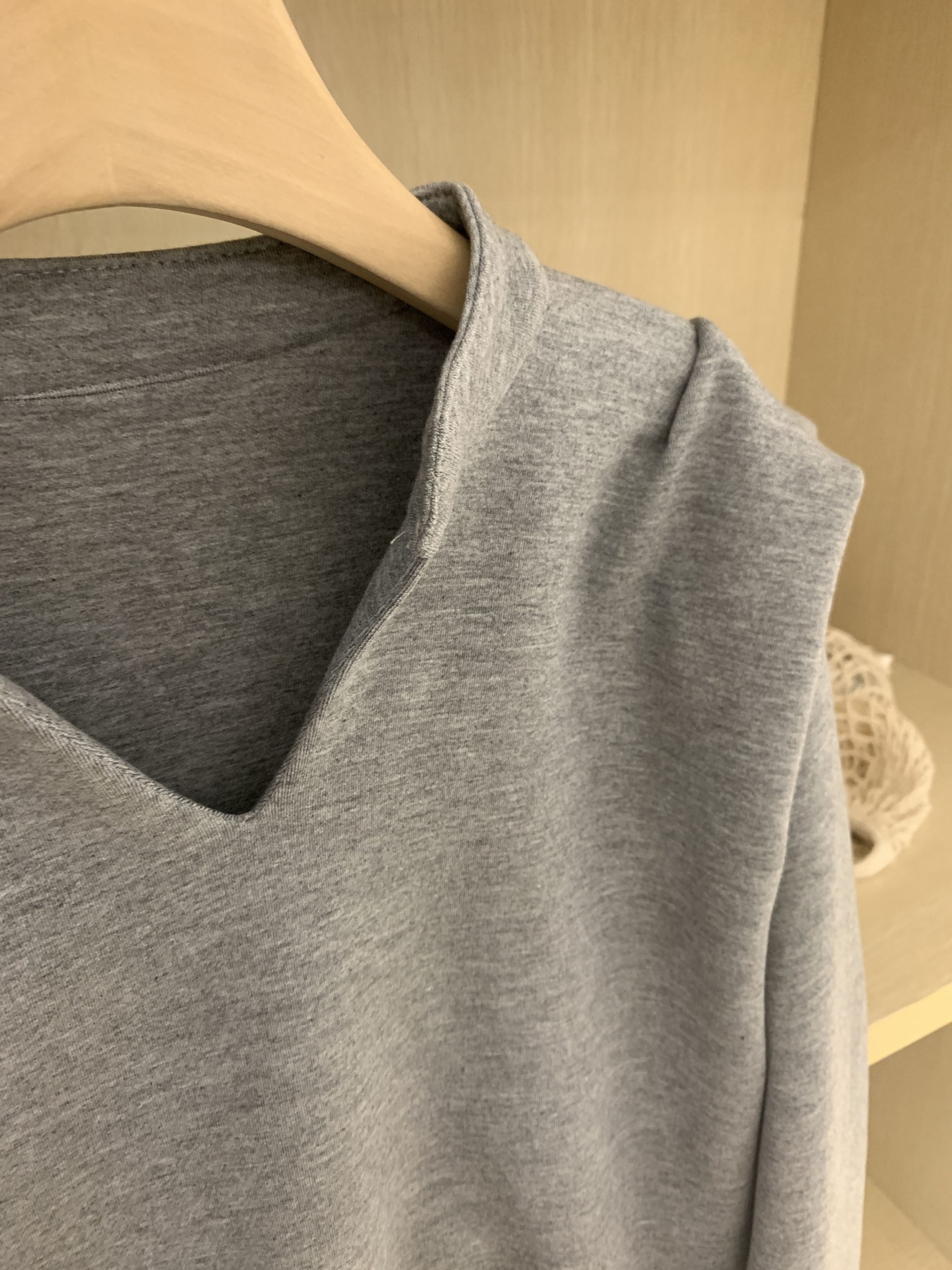 Early Autumn V-Neck Sweatshirt and Casual Pants Set - Image 3