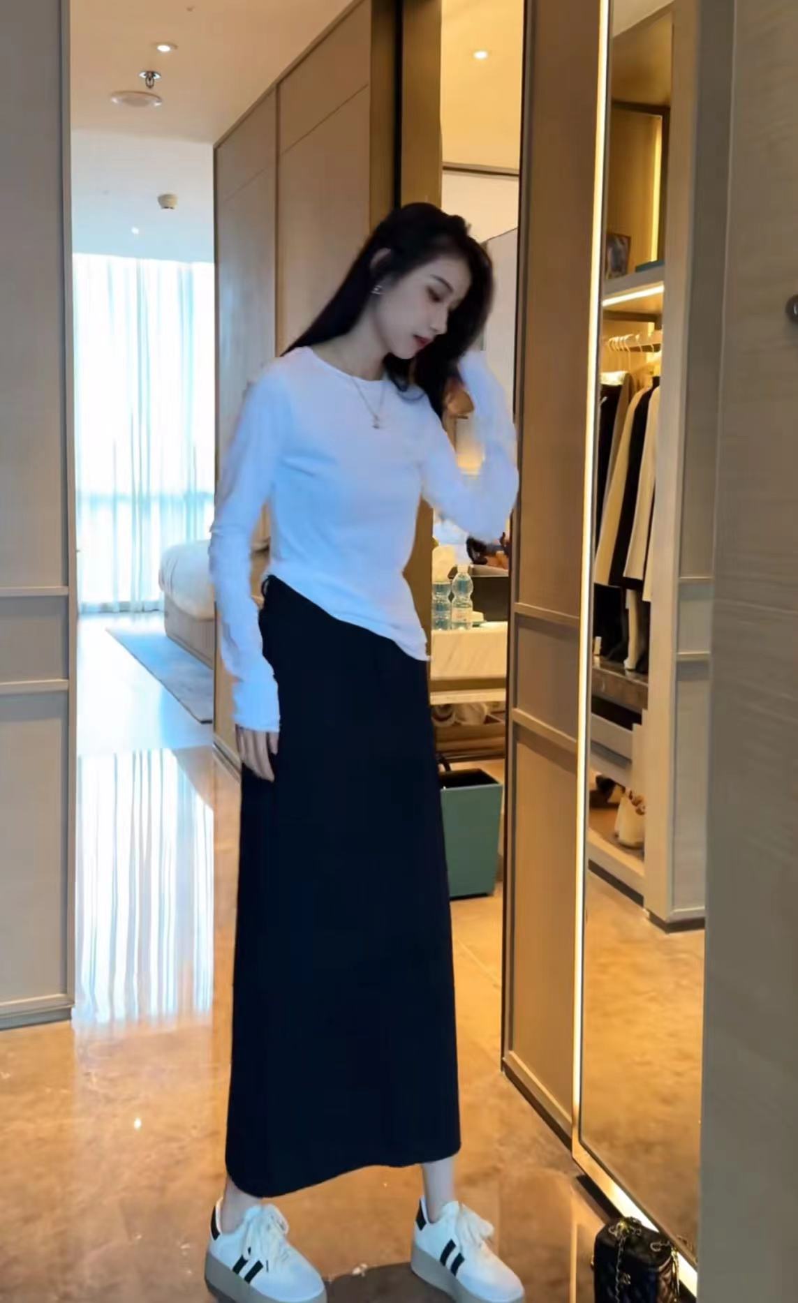 Slimming Cotton Two-Piece Set with Work Skirt – 2024 Autumn