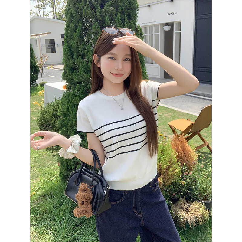 Korean Style Striped Short Sleeve Knit Top Women Summer Slim Fit Commute Shirt - Image 4