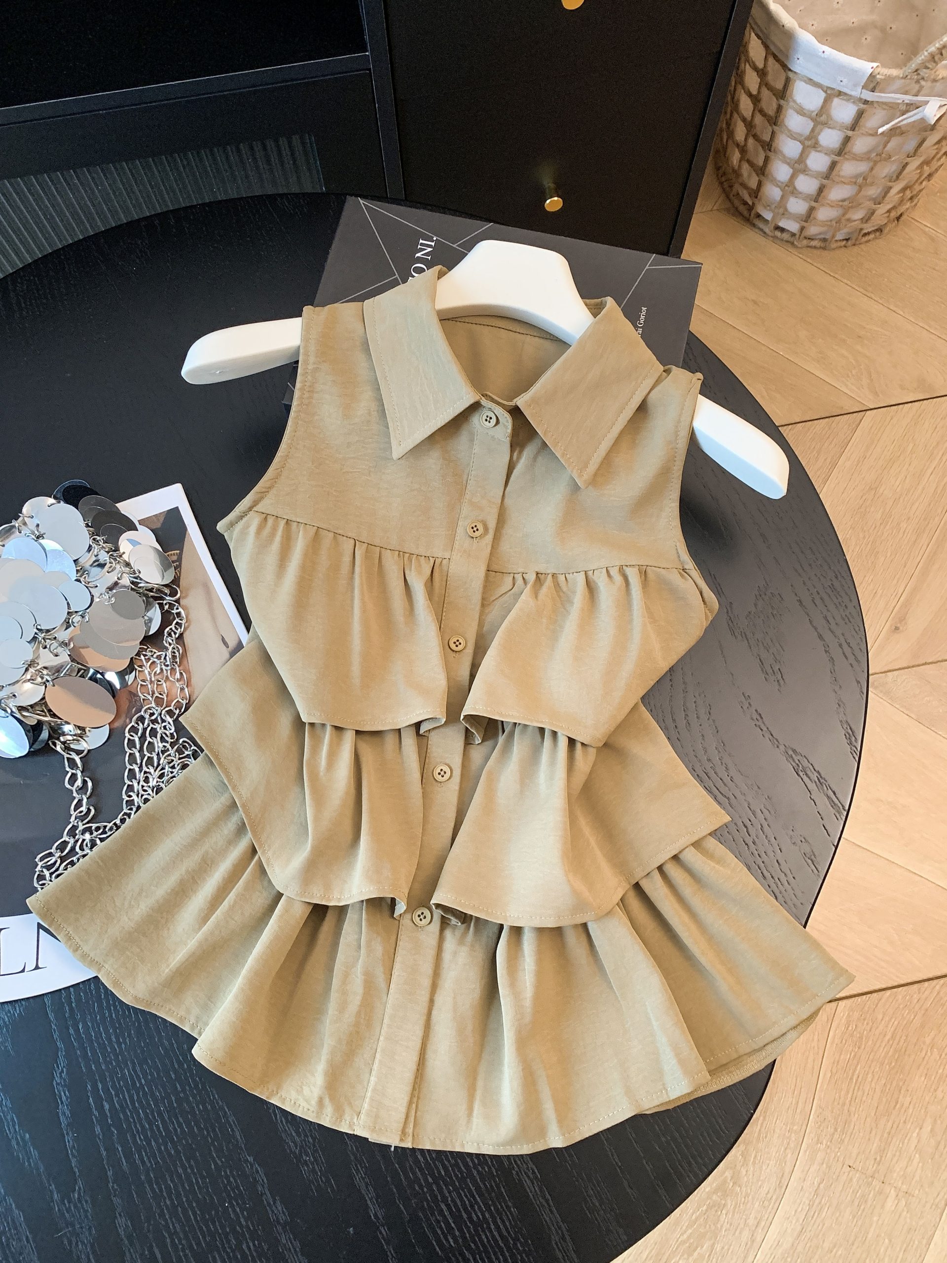 Summer New Korean Style Ruffle Sleeveless Shirt Women's Design Slimming Versatile Turn-down Collar Top - Image 3