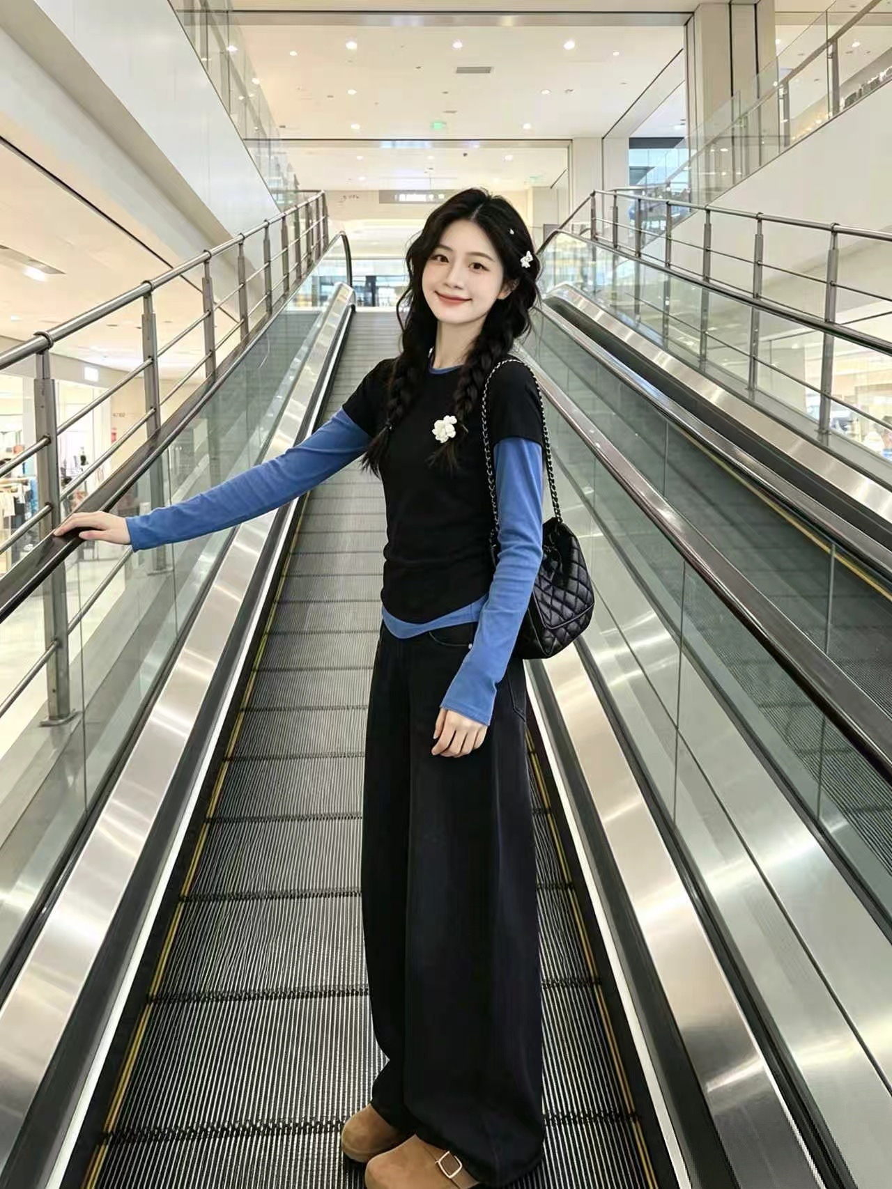 Women’s Chic Color-Block Faux Two-Piece Slimming Long-Sleeve T-Shirt 2026 Early Autumn Top